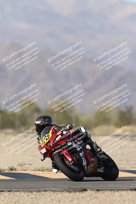 media/Dec-04-2025-Racers Edge (Thu) [[5ebc9f124d]]/3-B Group/1-Session 1 (Turn 7)/